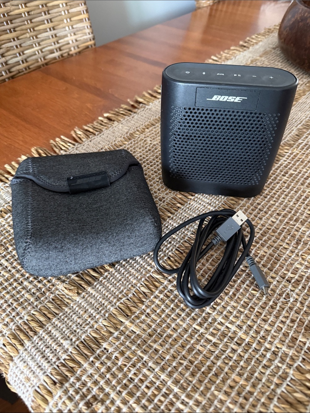 Bose Portable Bluetooth Speaker in Black with Carry Pouch